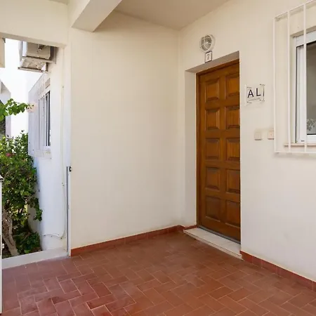 2bdr Brisamar W/ Balcony By Lovelystay Lägenhet